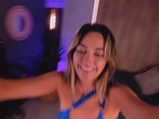 MelissaMoore on BongaCams