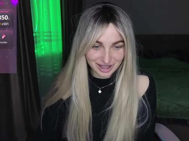 MellicaX on BongaCams