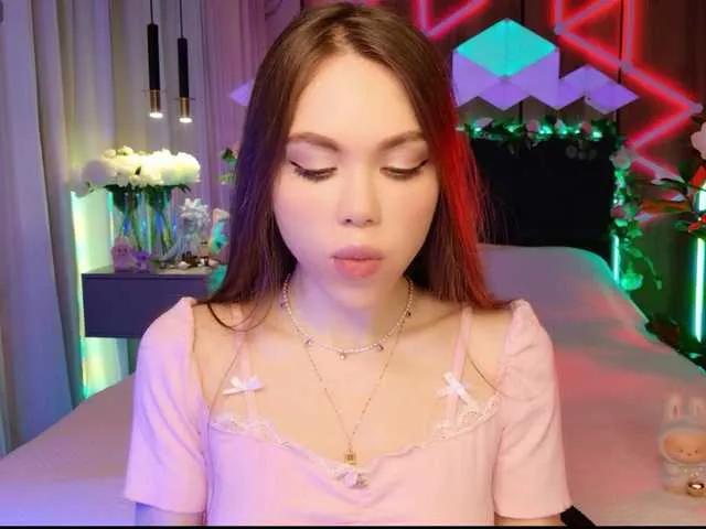 Freechat MimiForce on BongaCams