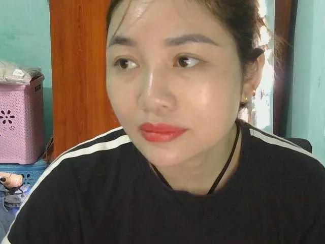 Freechat nana7777 on BongaCams