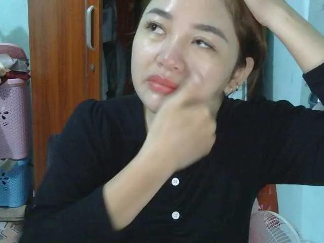 Freechat nana7777 on BongaCams