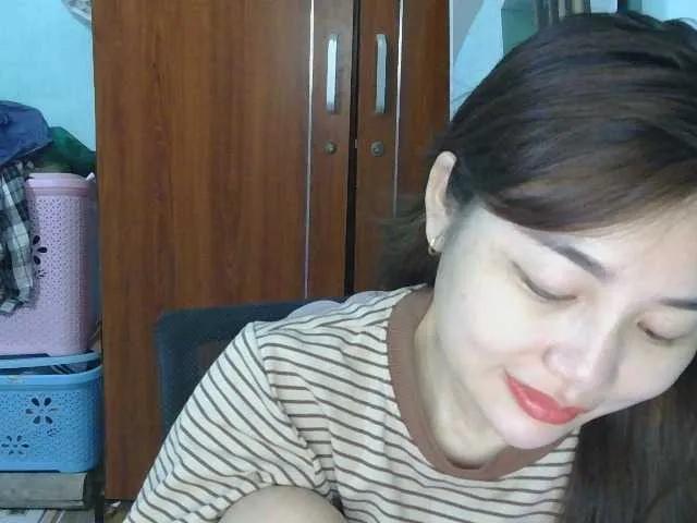 Freechat nana7777 on BongaCams