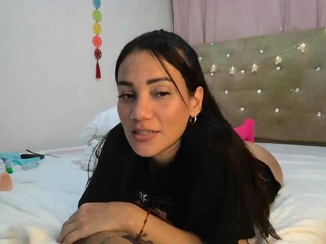 Offline sofia8428 on BongaCams