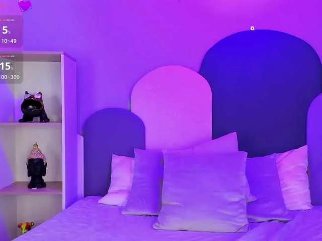 TaraCarson on BongaCams 