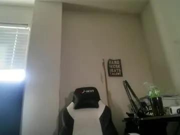 Freechat 11inchtattedtrinibad on Chaturbate