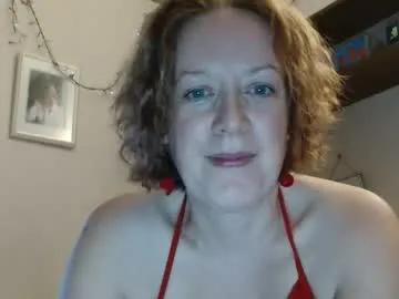 Freechat 12ennie on Chaturbate