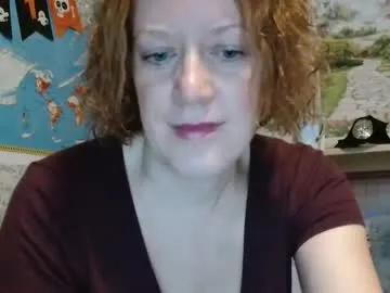 Freechat 12ennie on Chaturbate