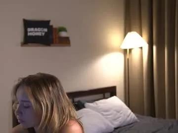 Group 2girls_1dream on Chaturbate