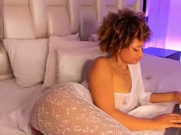 Freechat _curly_girl_ on Chaturbate