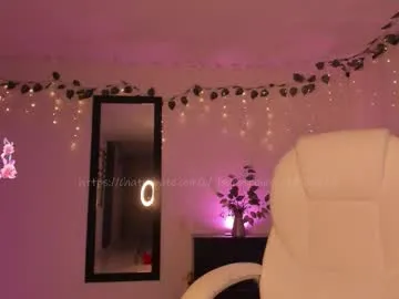 Freechat _lauraspencer_ on Chaturbate