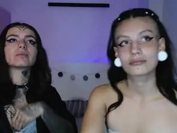 Offline _onthary_6 on Chaturbate