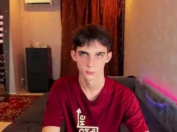 aaron_bang on Chaturbate 