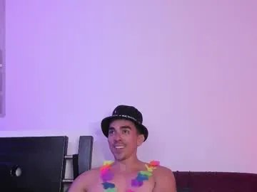 acid_longer on Chaturbate