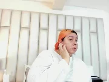 Freechat adreeaperez1 on Chaturbate