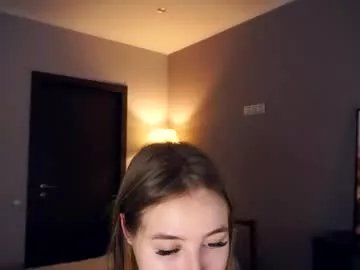 Freechat afroditacaree on Chaturbate