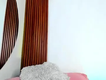 Freechat alejamoore on Chaturbate