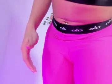 alisiacollinsss — #cock #cum #latina #natural #bigass