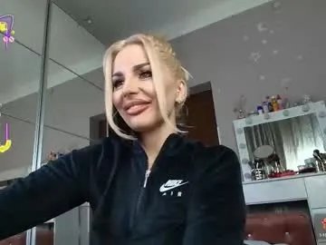 Freechat allesya23 on Chaturbate