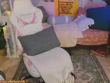 allieberrybb on Chaturbate
