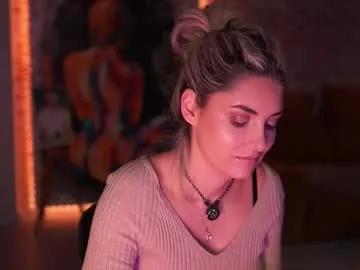 alliesynns — When life stops lifing for you, take a look at me and notice it come back to life! [ 6 AM logic]