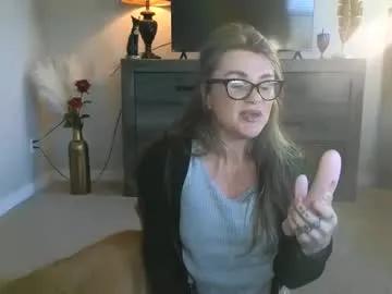 amarajezebel — GIRL ON GIRL PRIVATE OPEN #sph #femdom #muscle #mature #bigclit [183 tokens remaining]