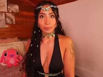 amber_curly on Chaturbate