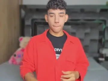 Freechat andrew_twink18 on Chaturbate