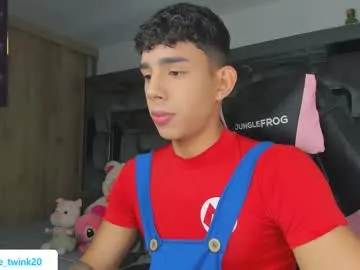 Freechat andrew_twink18 on Chaturbate