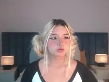 Freechat april__bunny on Chaturbate