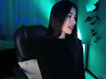 ariannaajames on Chaturbate