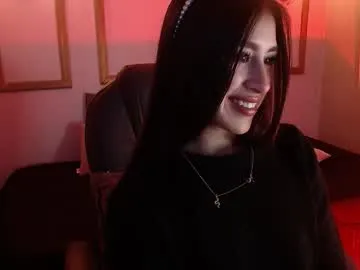 ariannaajames on Chaturbate