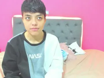 Freechat ariloe_quintero on Chaturbate