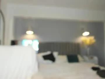 Freechat awesome_jolie on Chaturbate