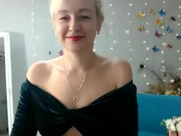 Freechat blondy_mom on Chaturbate