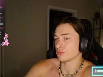 Freechat brentonverde on Chaturbate