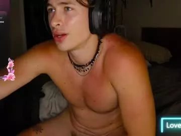 Freechat brentonverde on Chaturbate