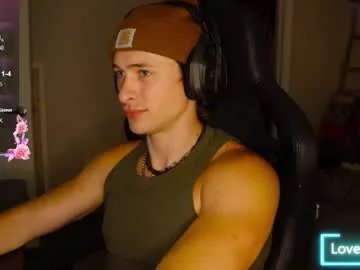 Freechat brentonverde on Chaturbate