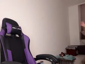 Offline caliiie_of on Chaturbate