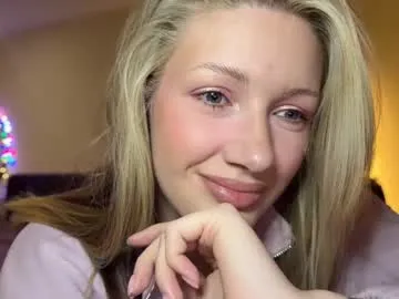 Freechat caramel_way on Chaturbate