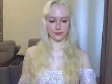 Freechat caseylabow on Chaturbate