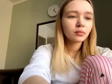 Freechat cherryleija on Chaturbate