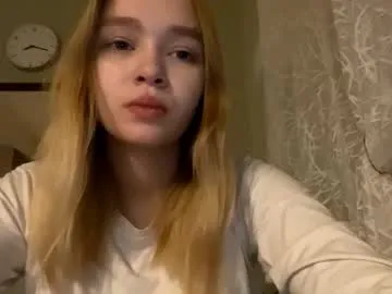 Freechat cherryleija on Chaturbate