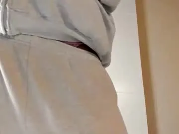 Freechat chillwithcamii on Chaturbate