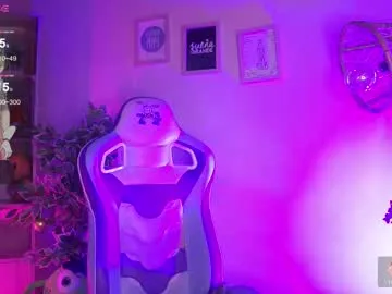 chloe_moons_ model from Chaturbate