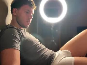 christophertan on Chaturbate