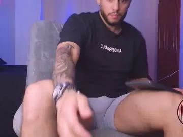 Freechat colt_perci on Chaturbate