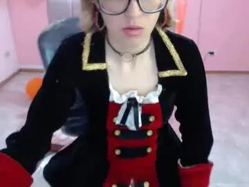 Freechat cristal_hills_19 on Chaturbate