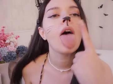 cuddlebyyou's avatar