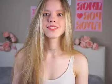 denaebeste — Hi ! I am beginner model here ! Let's just fun GOAL: close tongue tease ^^ #new #shy #skinny #18 [77 tokens remaining]