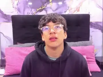 Freechat desire_ecstasy on Chaturbate